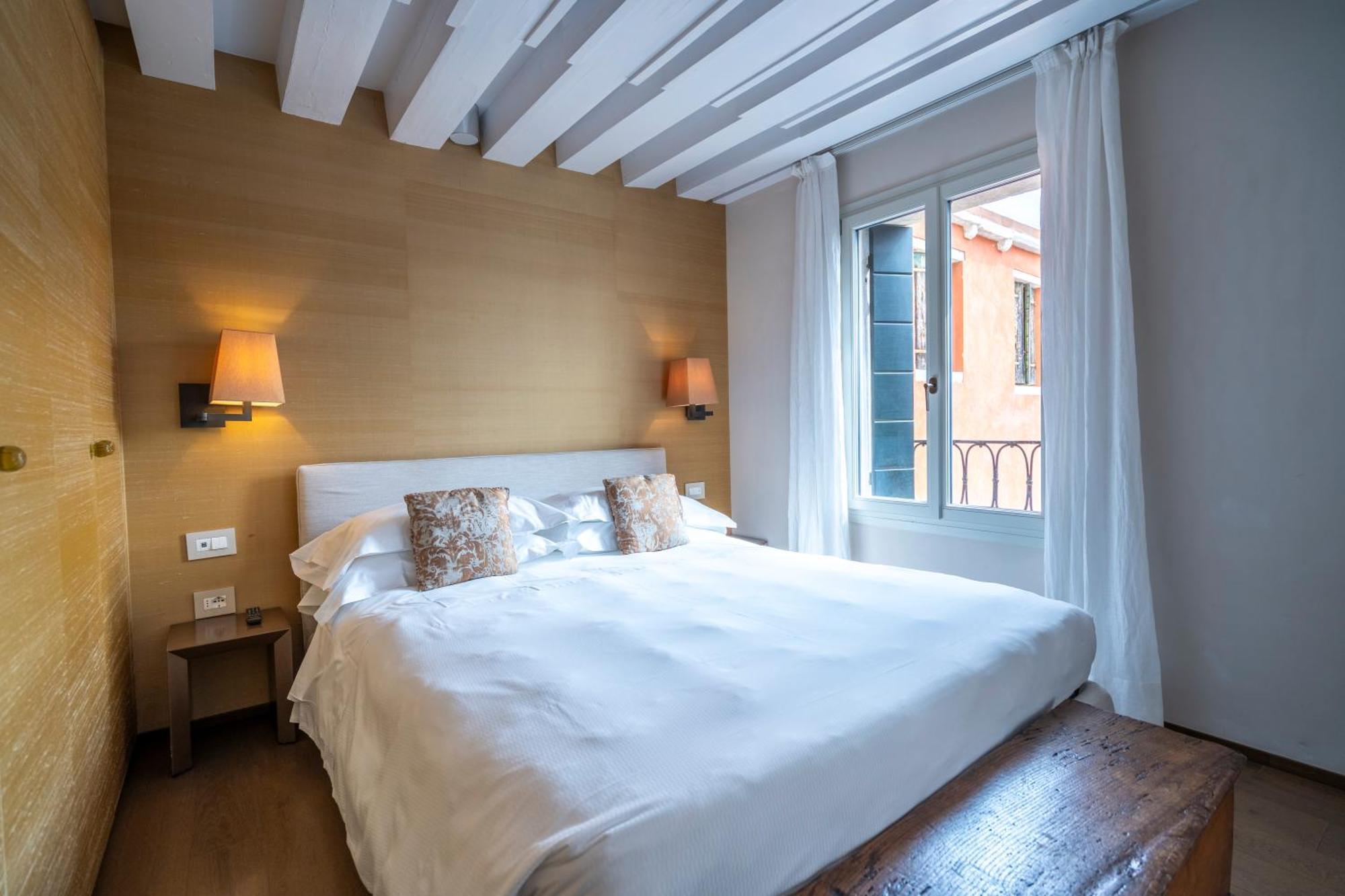 Palazzo Morosini Degli Spezieri - Lifestyle Apartments Venice Ngoại thất bức ảnh