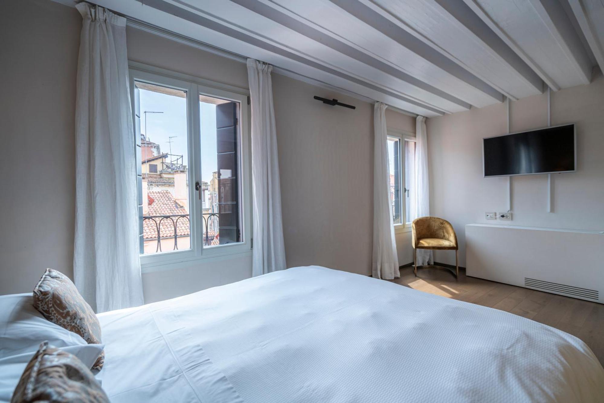 Palazzo Morosini Degli Spezieri - Lifestyle Apartments Venice Phòng bức ảnh